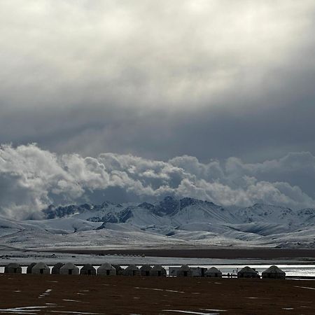 Yurt Camp Ali-Nur At Lake Song-Kol Юрточный Лагерь Али-Нур Озеро Сон-Куль Сон-Куль Кыргызстан Нарын Kyrgyzstan Naryn Exterior foto